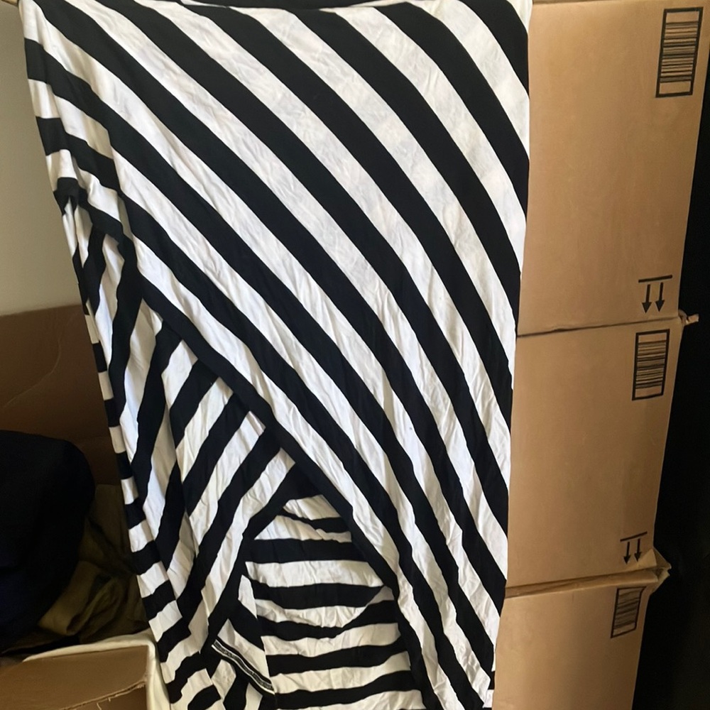 FINAL MARKDOWN Pure energy skirt 2x